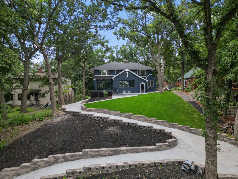 2020 Arcade Street - Photo 2