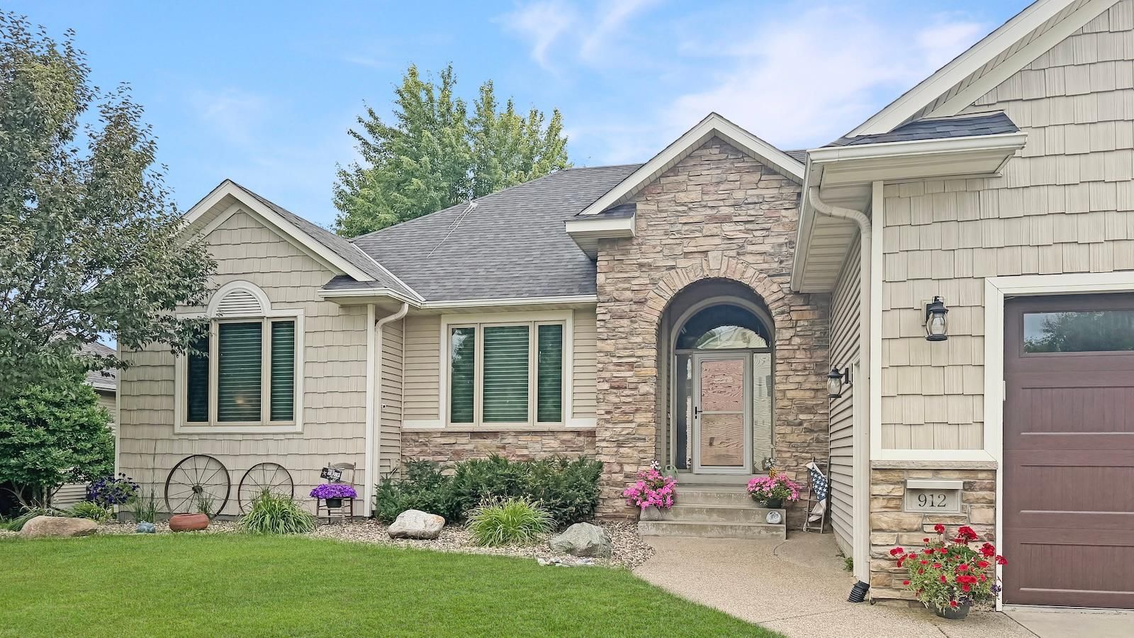 912 Superior Drive