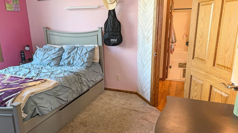 912 Superior Drive - Photo 25