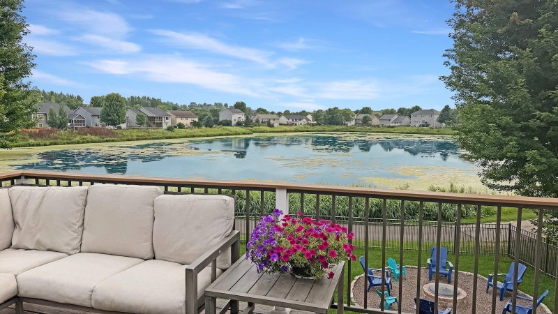 912 Superior Drive - Photo 4