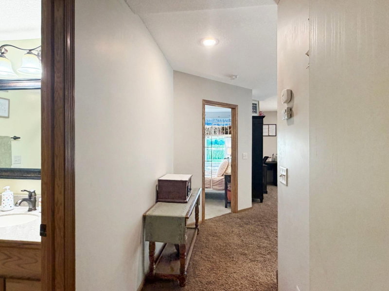 912 Superior Drive - Photo 36