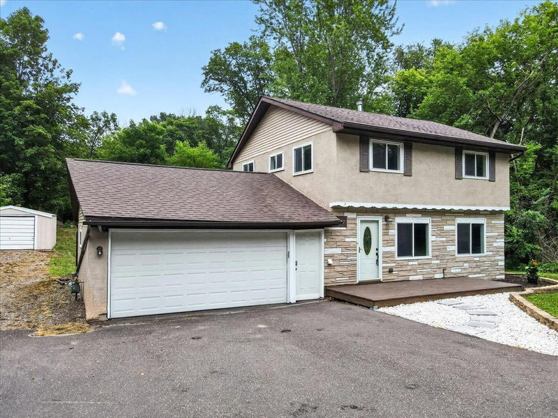 20657 Jewel Avenue N - Photo 2