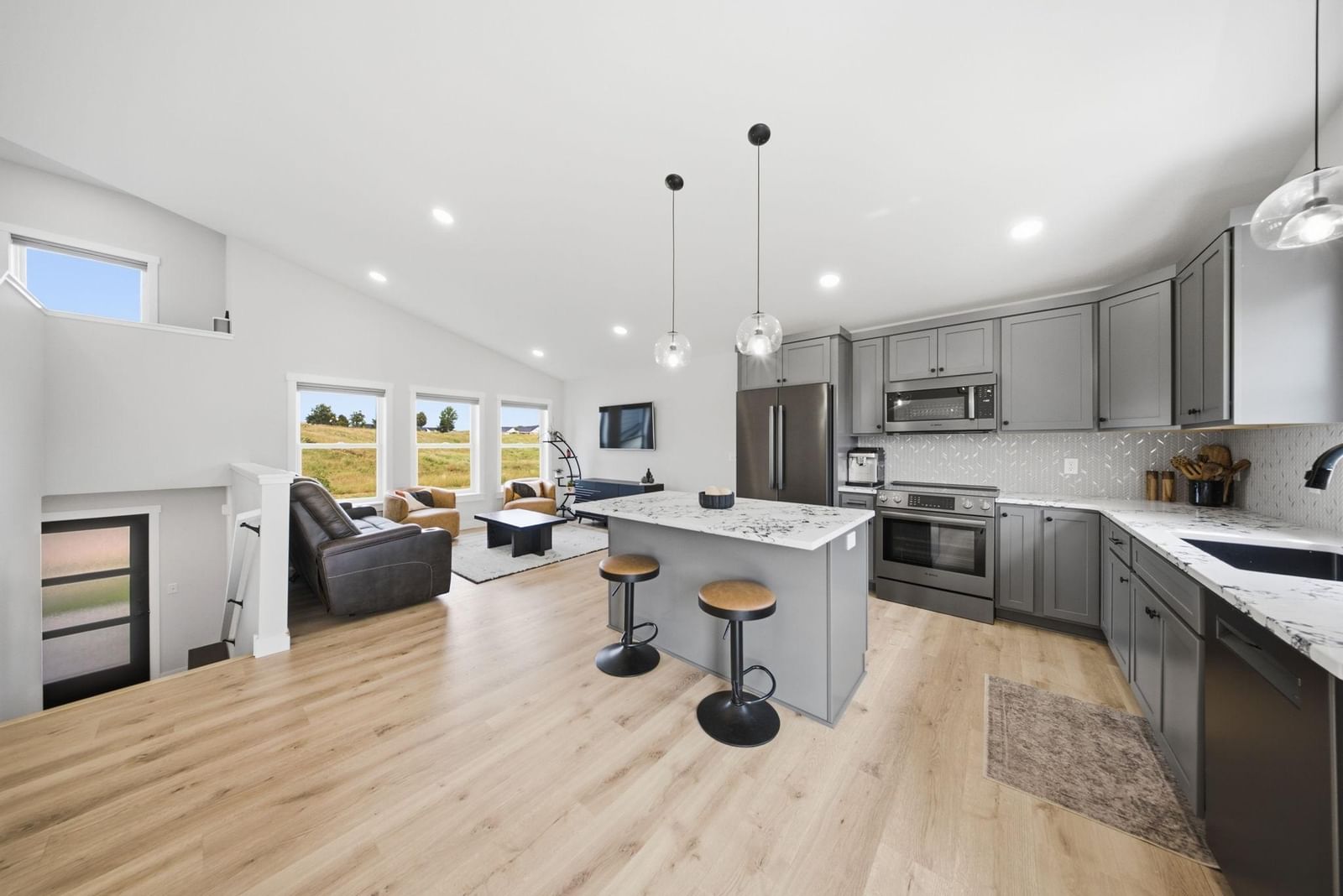 2578 Meadows Drive