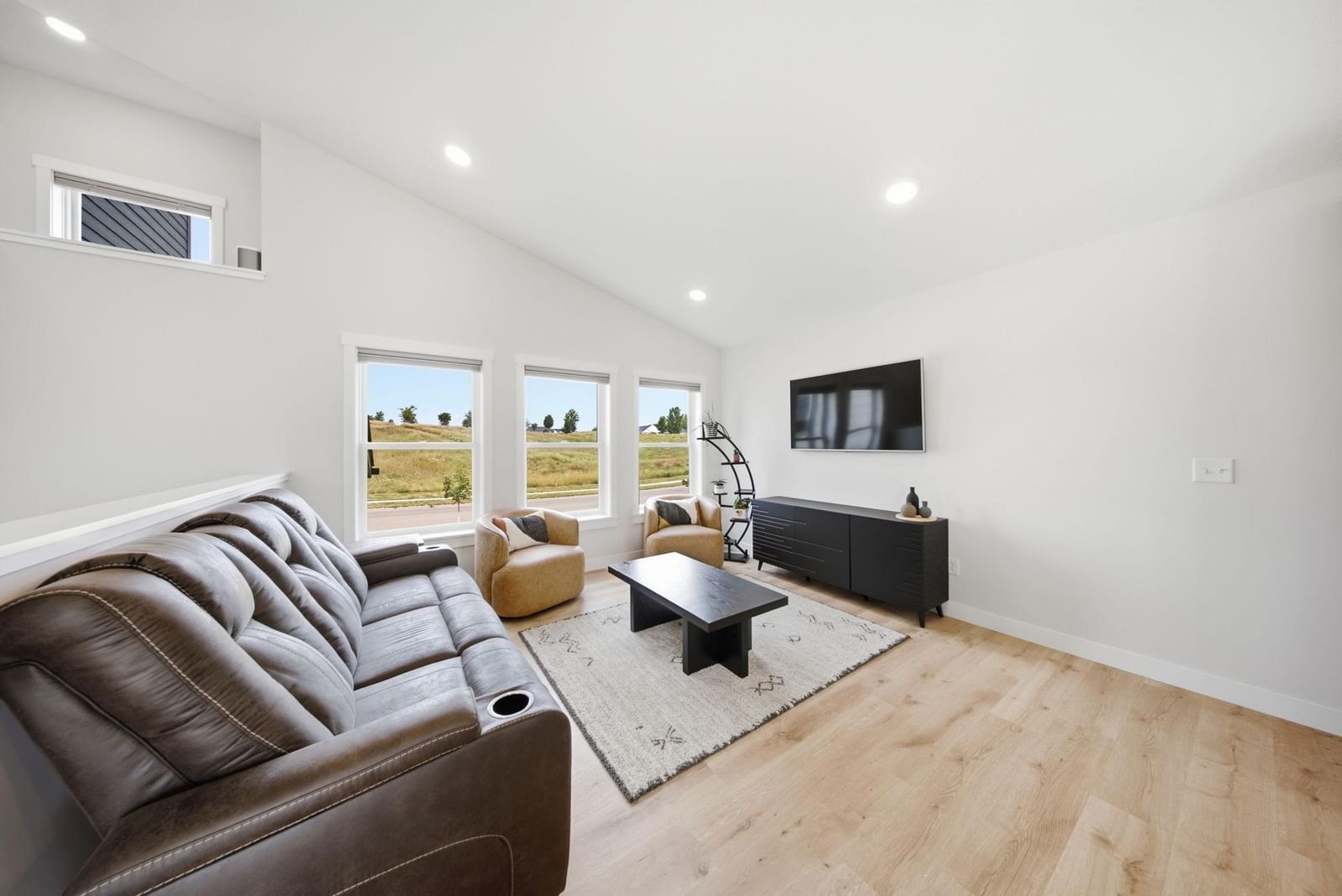 2578 Meadows Drive