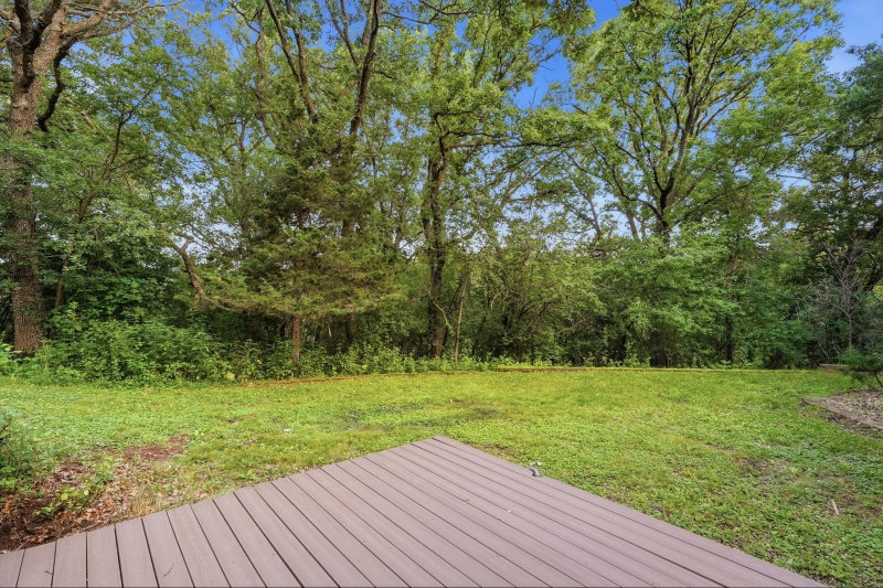 10761 Penfield Avenue Court N - Photo 45
