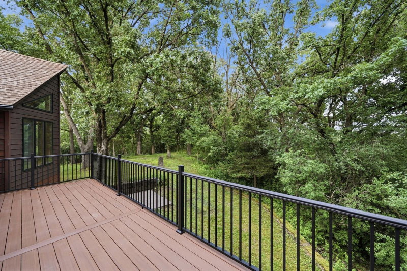 10761 Penfield Avenue Court N - Photo 46