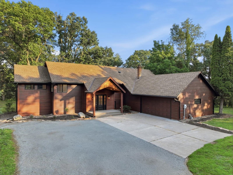 10761 Penfield Avenue Court N - Photo 57