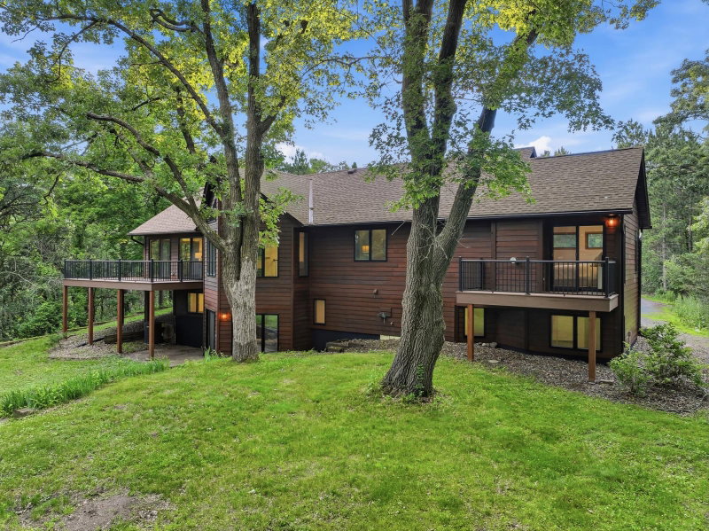 10761 Penfield Avenue Court N - Photo 70