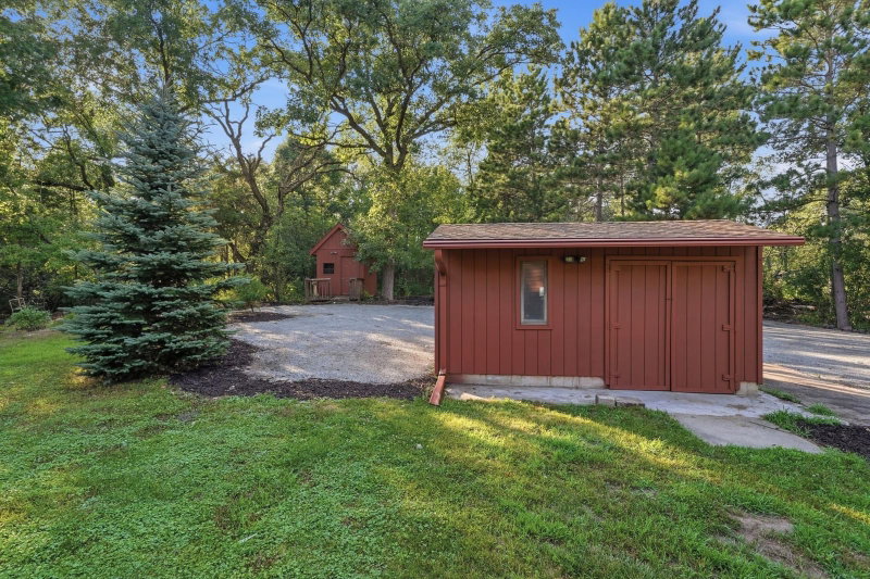 10761 Penfield Avenue Court N - Photo 75