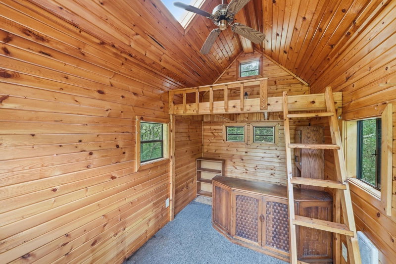 10761 Penfield Avenue Court N - Photo 76