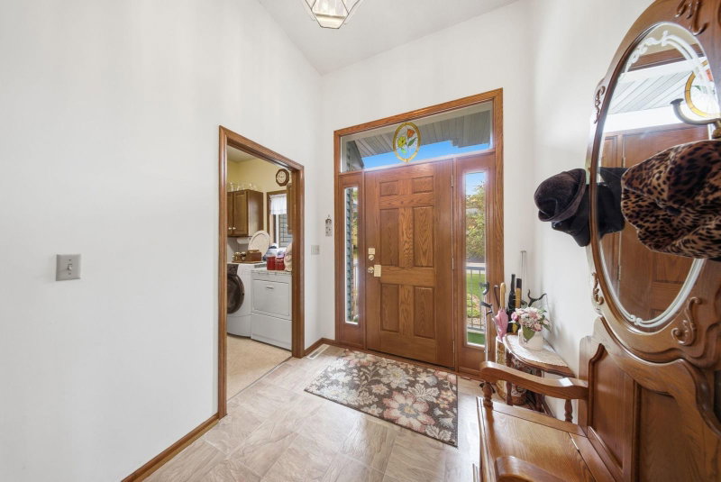 4852 Hillvale Avenue N - Photo 17
