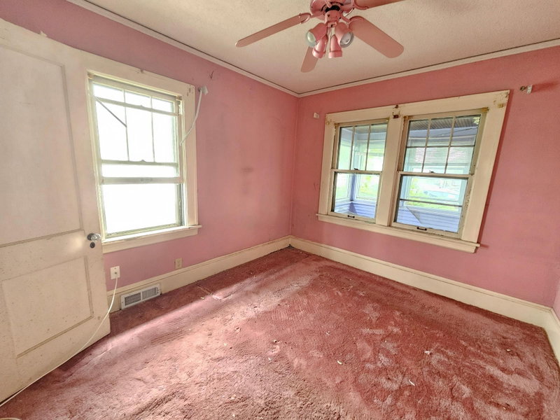 3904 Clinton Avenue - Photo 8