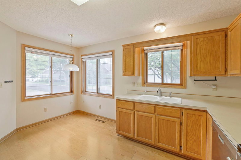 539 Lovell Avenue - Photo 6