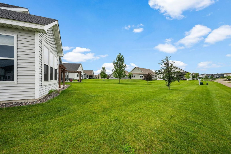 8388 Yearling Drive - Photo 20