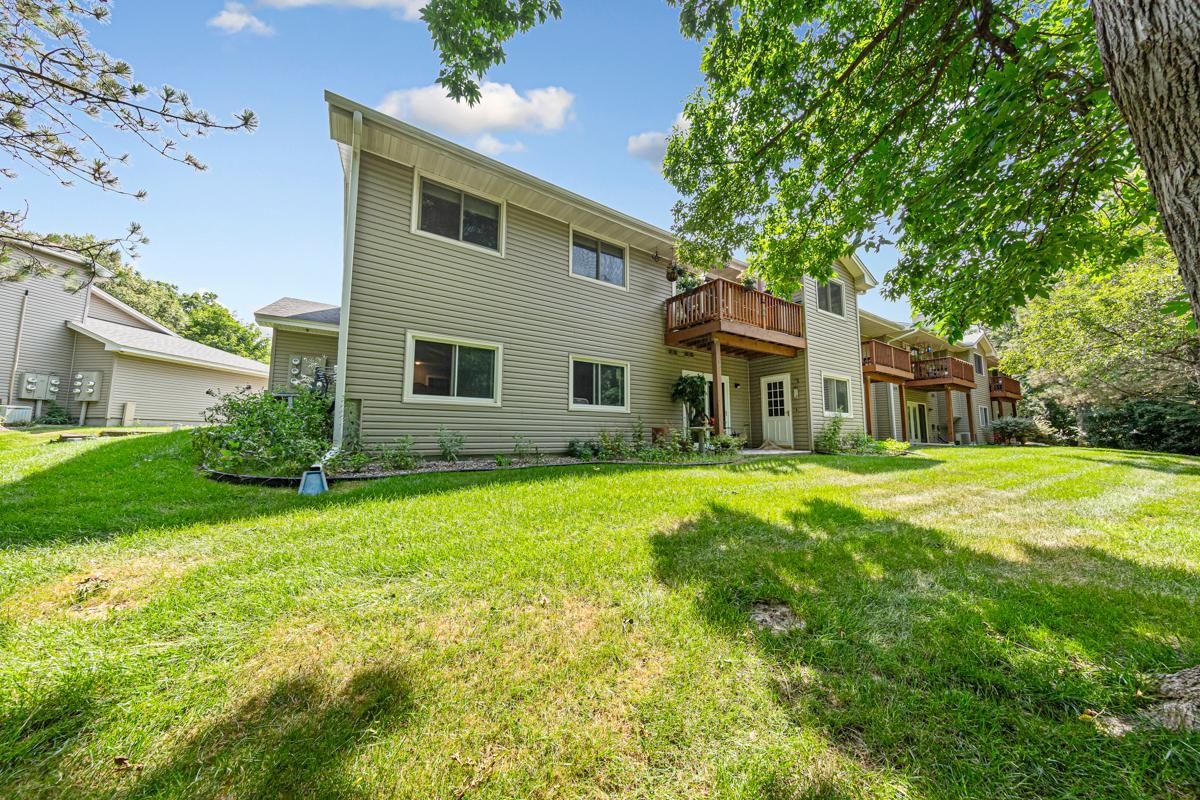 18450 Creeks Bend Drive
