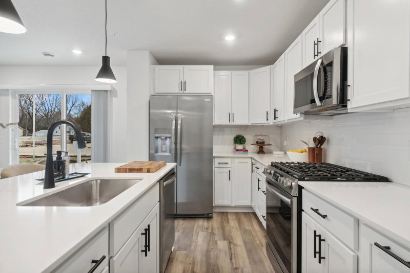 21648 Magnolia Way