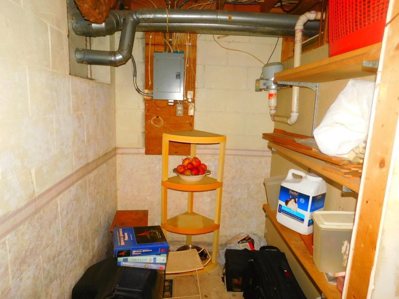 1477 Arkwright Street #C - Photo 36