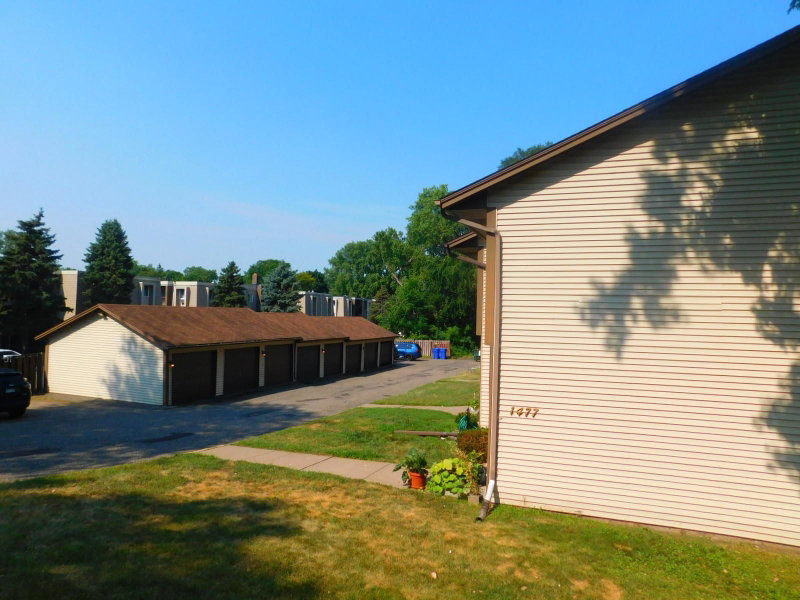 1477 Arkwright Street #C - Photo 5
