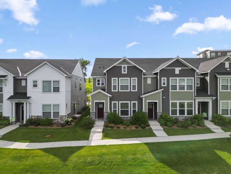 14524 Twin Lakes Circle - Photo 2