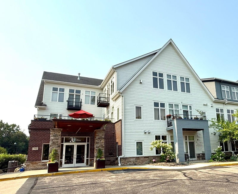 301 7th Street W #2402