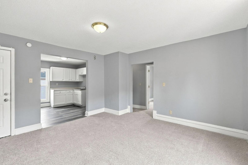 2410 James Avenue N - Photo 14