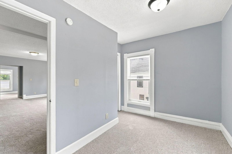 2410 James Avenue N - Photo 20