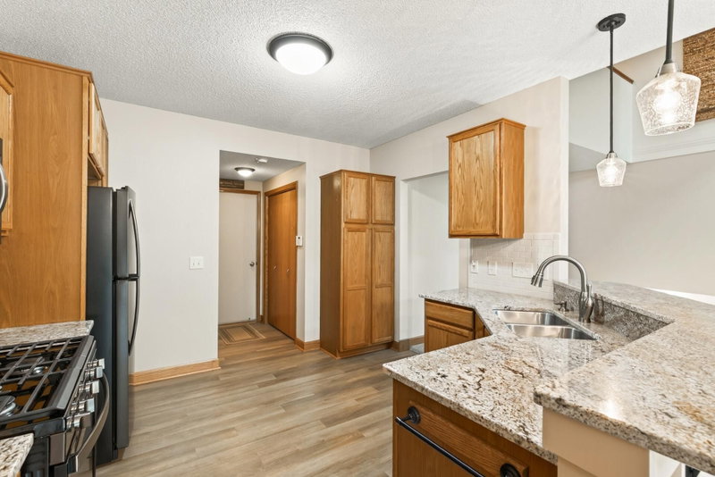 14885 Sumter Avenue - Photo 22