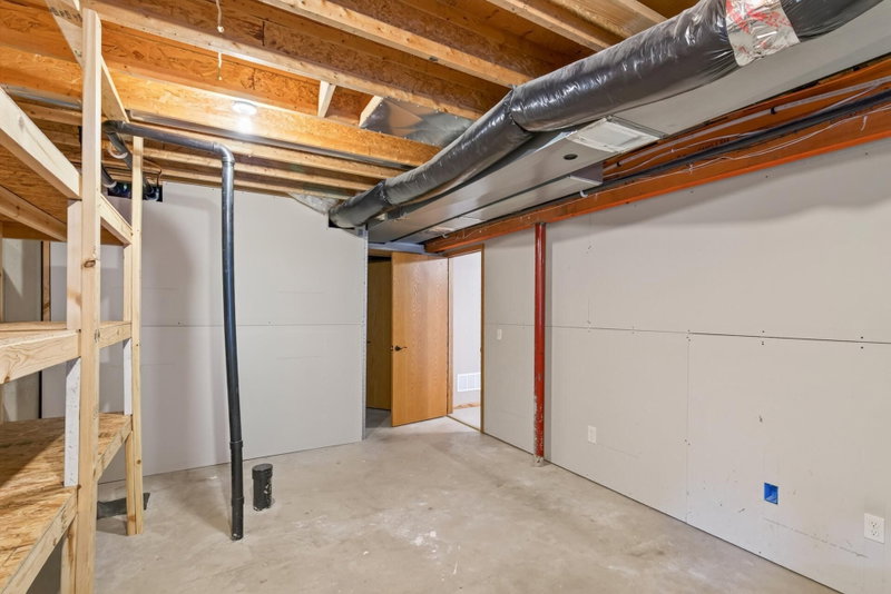 14885 Sumter Avenue - Photo 32