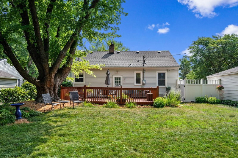 1828 Dakota Avenue S - Photo 24