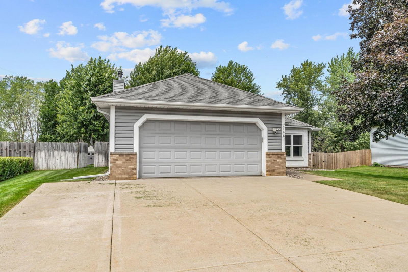 7366 Janero Avenue S - Photo 8