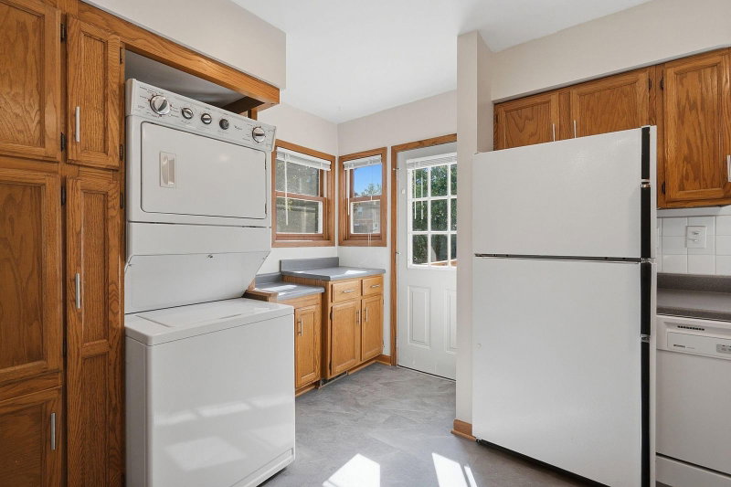 4230 39th Avenue S - Photo 16
