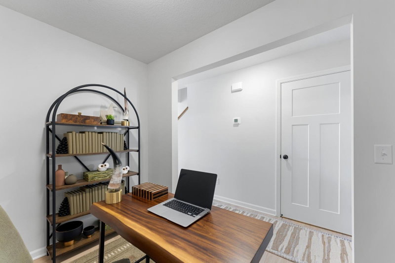 1044 Adamstown Drive - Photo 14