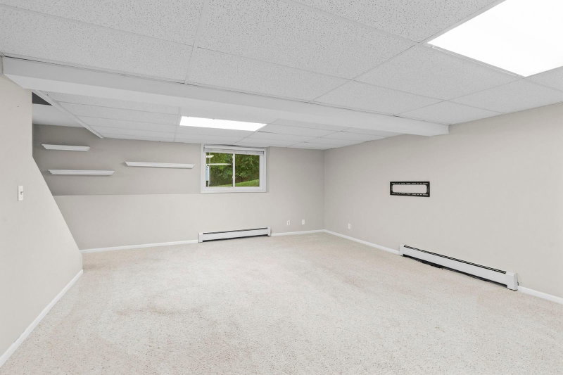 8008 Mount Curve Boulevard - Photo 31