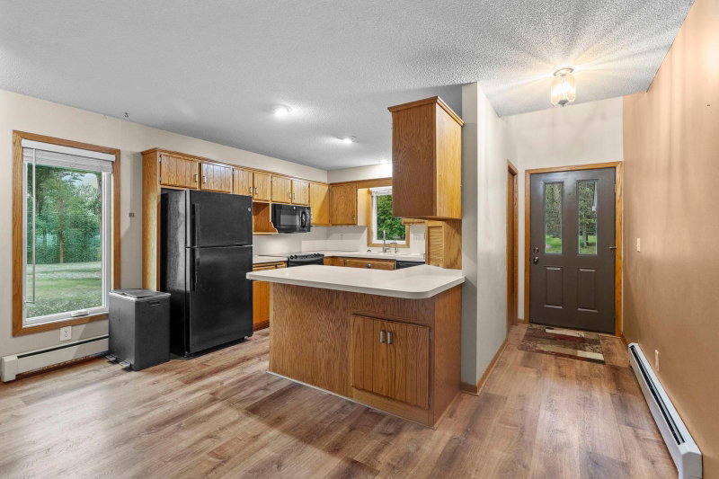 8008 Mount Curve Boulevard - Photo 7