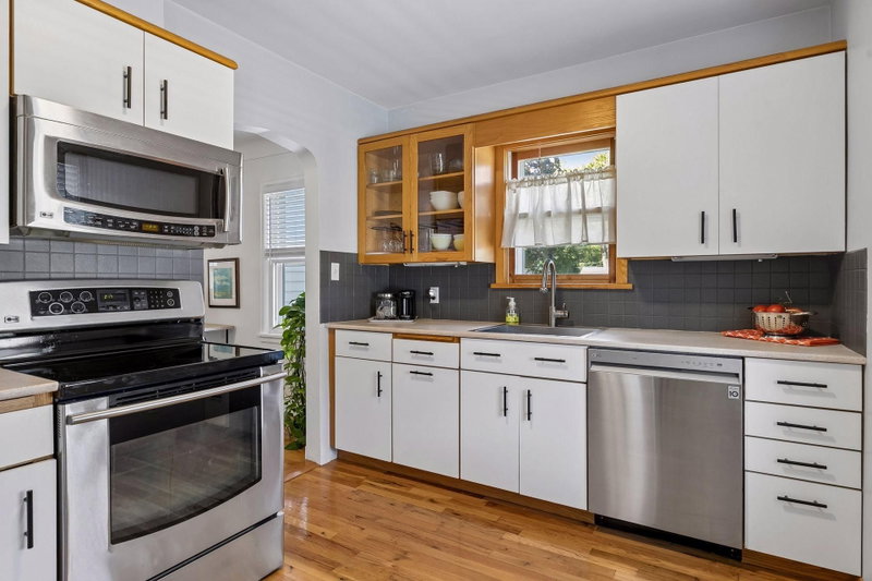 776 Parkview Avenue - Photo 12
