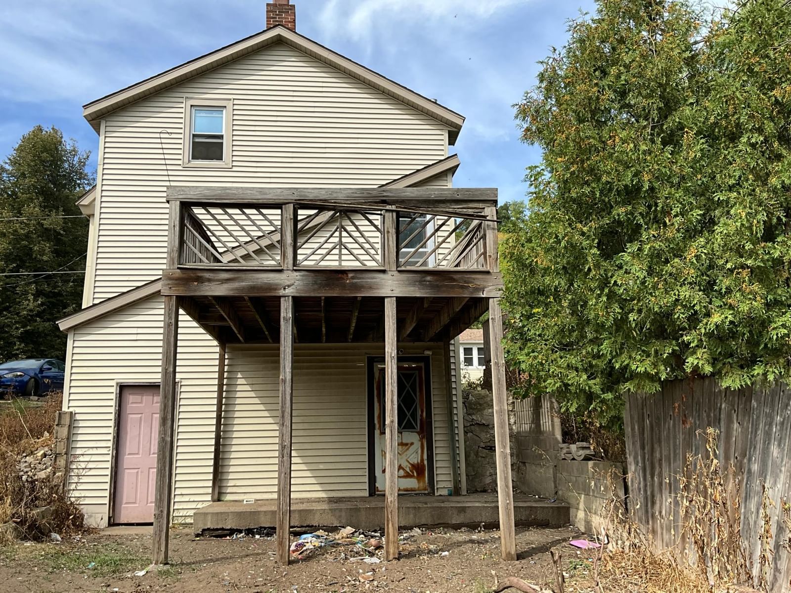 243 E 4th Street