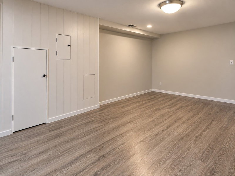 1410 Jordan Avenue S - Photo 12