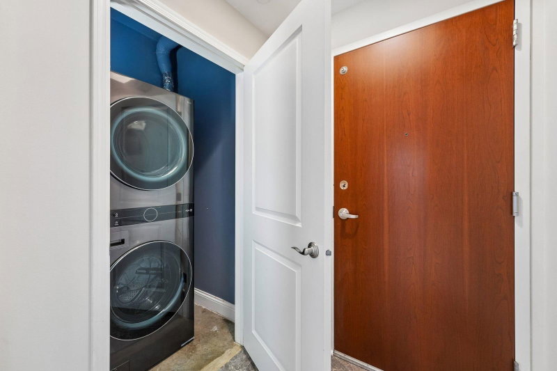 100 3rd Avenue S #504 - Photo 16