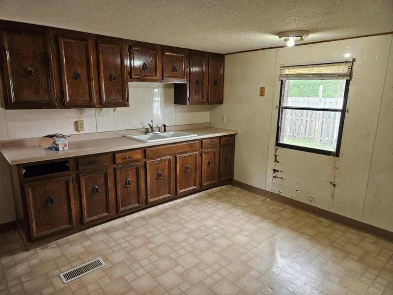 37108 Lomond Drive - Photo 16