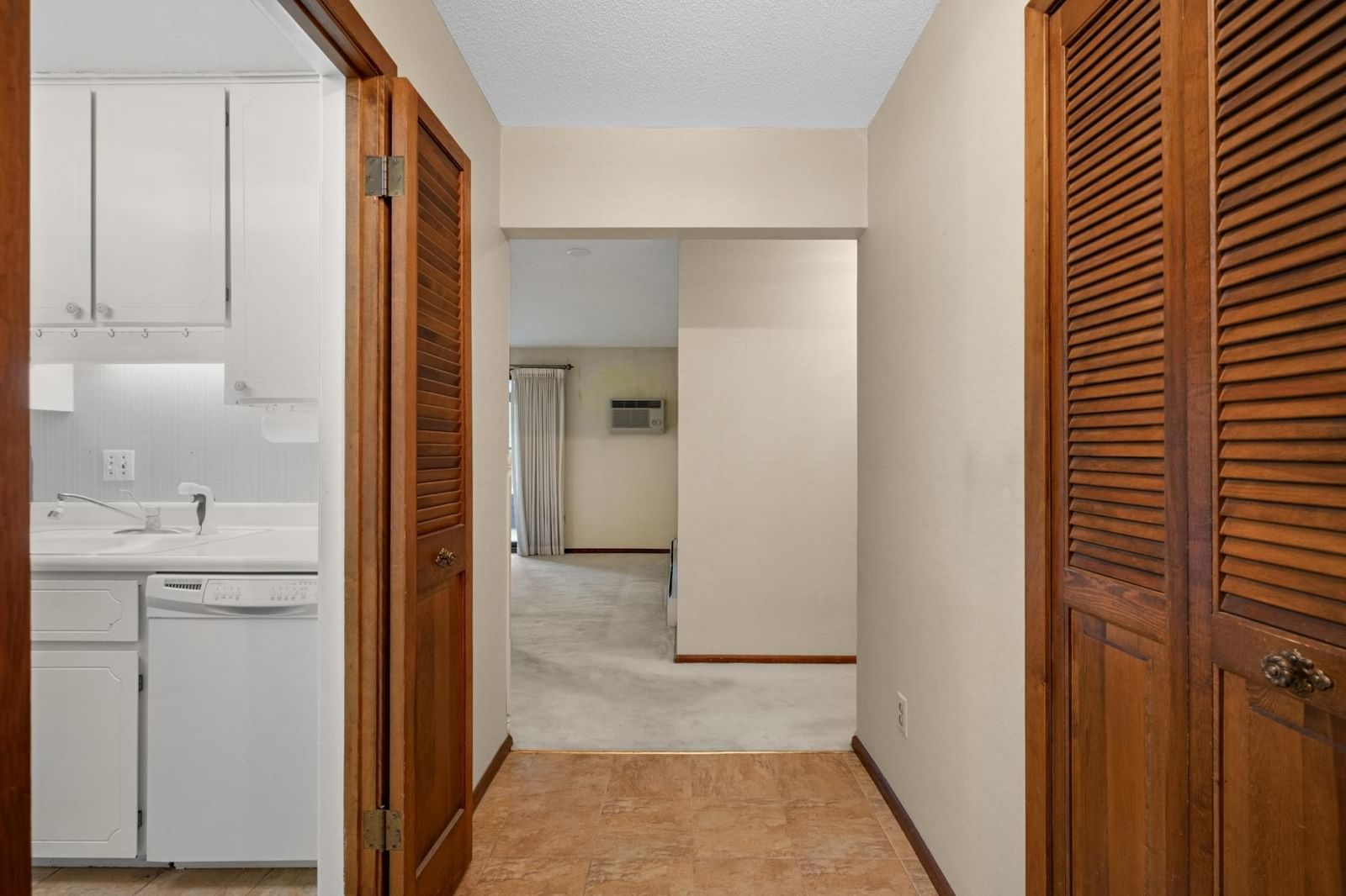 4380 Brookside Court #118