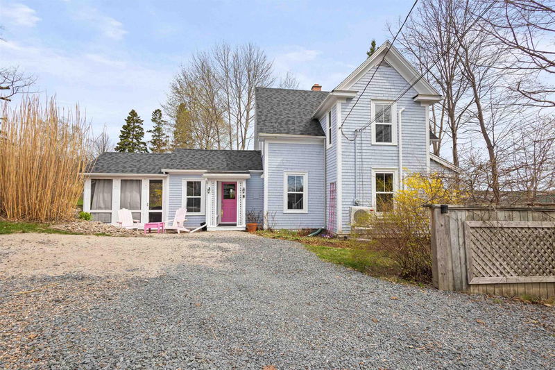 89&93 Queen Street, Chester, Nova Scotia