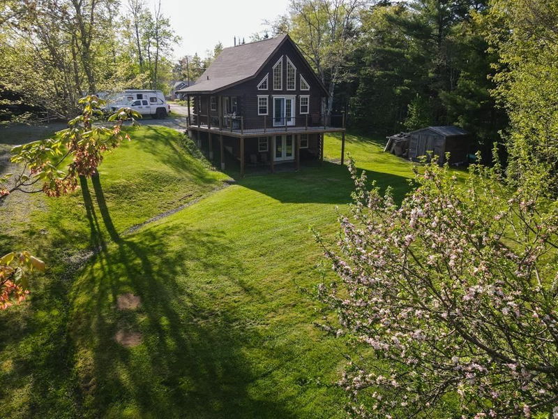 202 Lakecrest Drive, Mount Uniacke, Nova Scotia