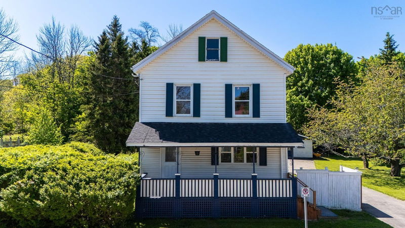 12 Prince Street, Hantsport, Nova Scotia