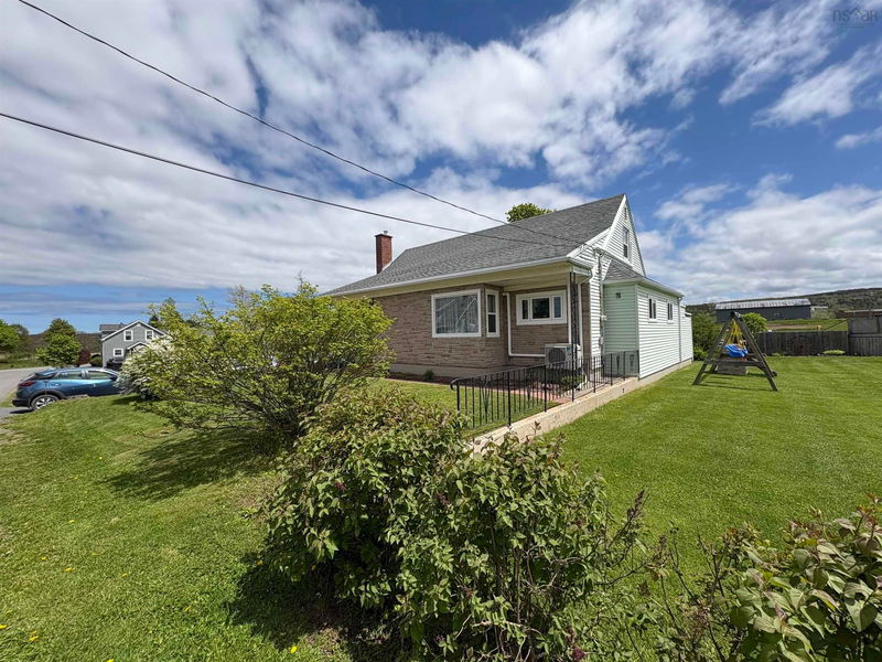 15 High Street, Plymouth, Nova Scotia