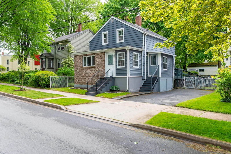 6516 Summit Street, Halifax, Nova Scotia