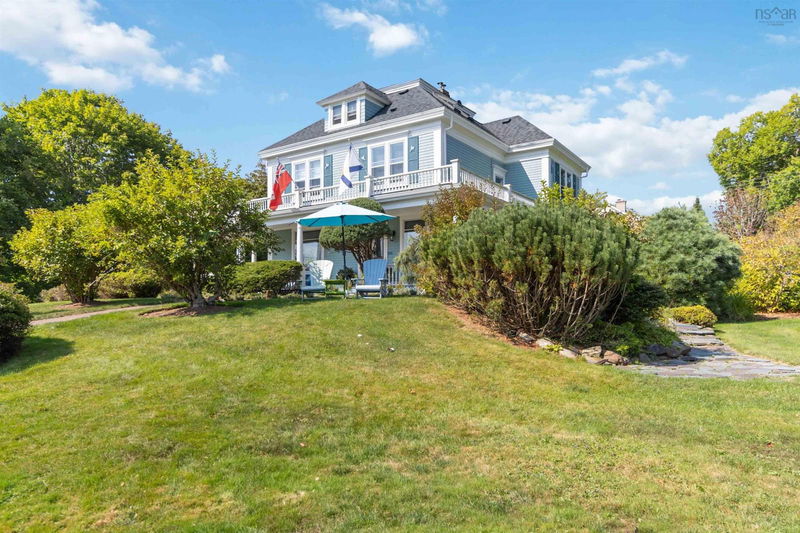 66 Mcdonald Street, Lunenburg, Nova Scotia