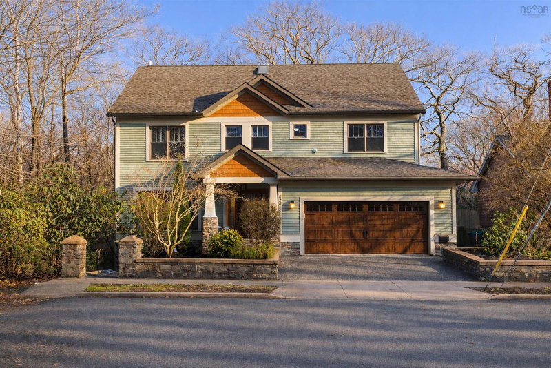 824 Robie Street, Halifax, Nova Scotia