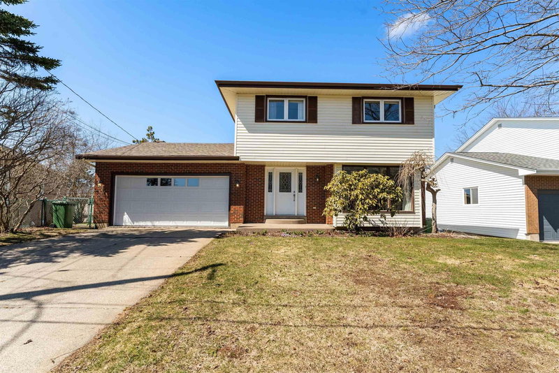 29 Bow Street, Dartmouth, Nova Scotia