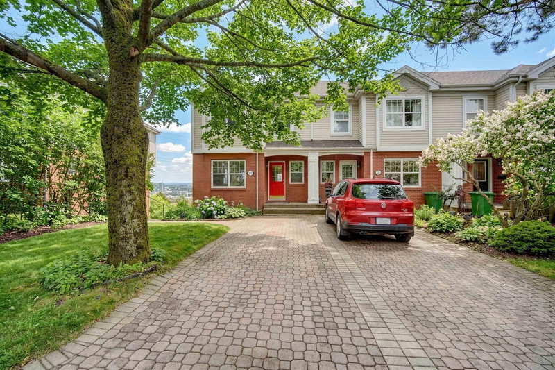 3752 Memorial Drive, Halifax, Nova Scotia