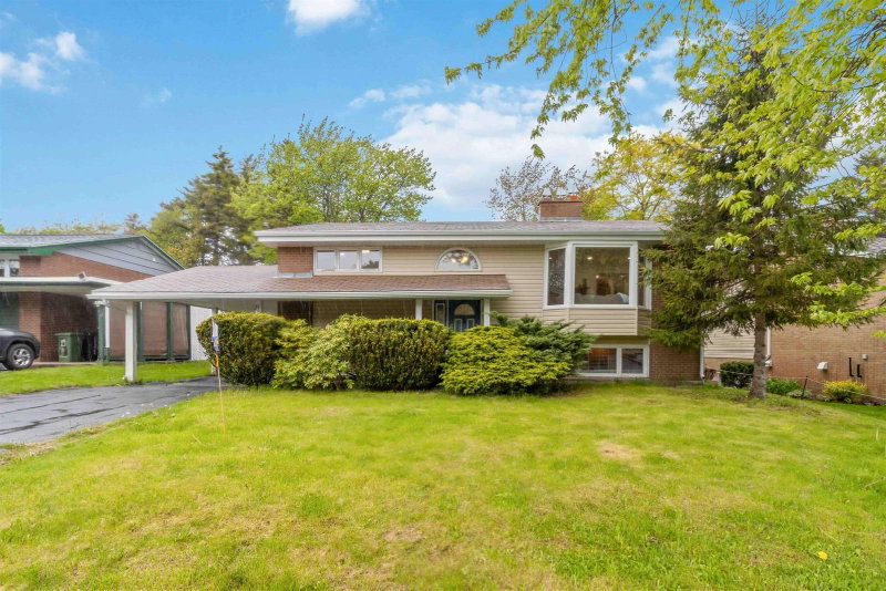89 Clayton Park Drive, Halifax, Nova Scotia